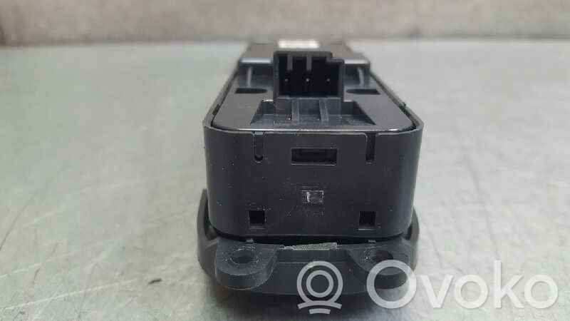 Comutator comandă geamuri electrice   31264926