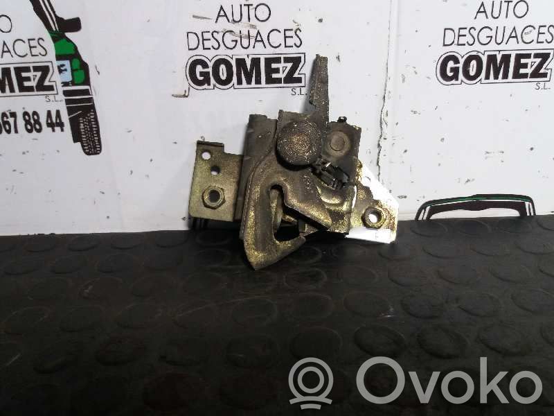 Tie down hook / loop   1474279