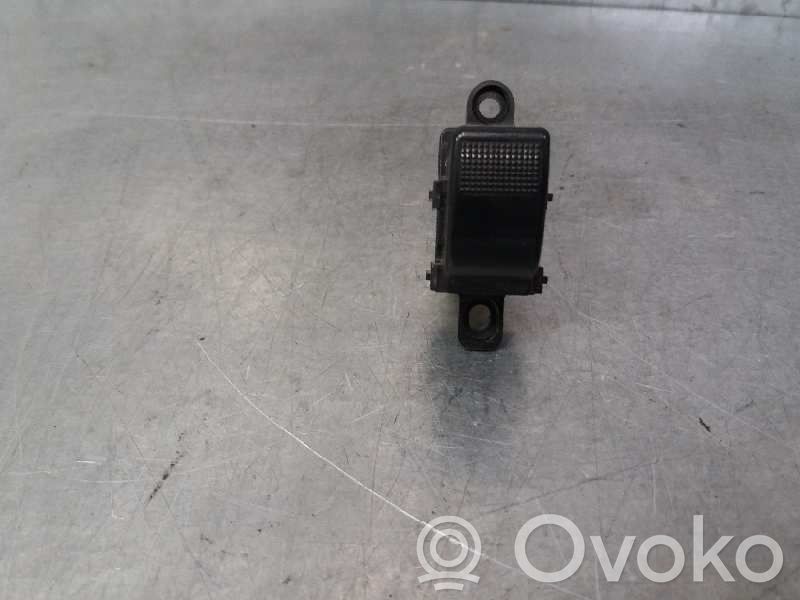Interruptor del elevalunas eléctrico   GP9A66370