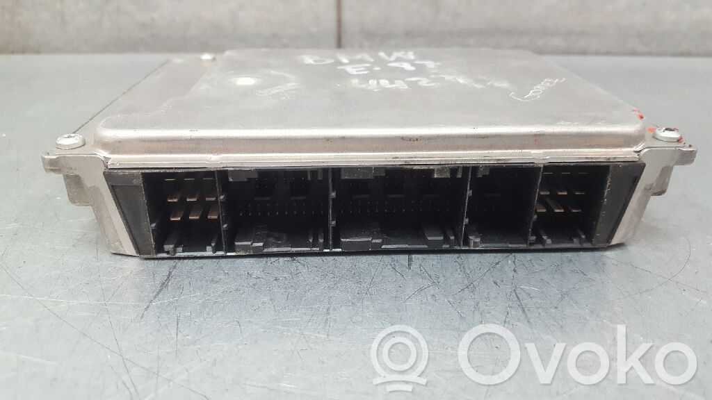 BMW 1 E81 E87 Dzinēja vadības bloks 