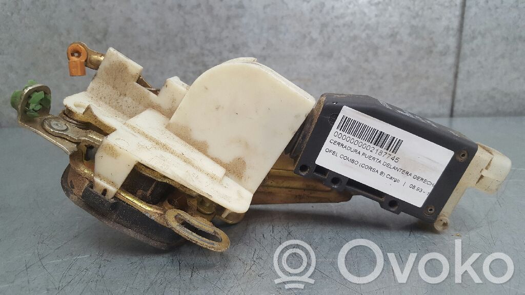 Opel Combo B Front door lock 