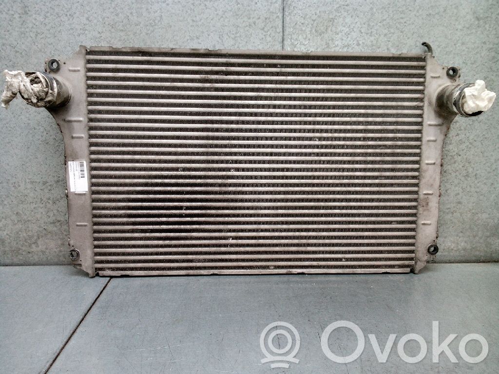 Toyota Avensis T250 Radiator intercooler