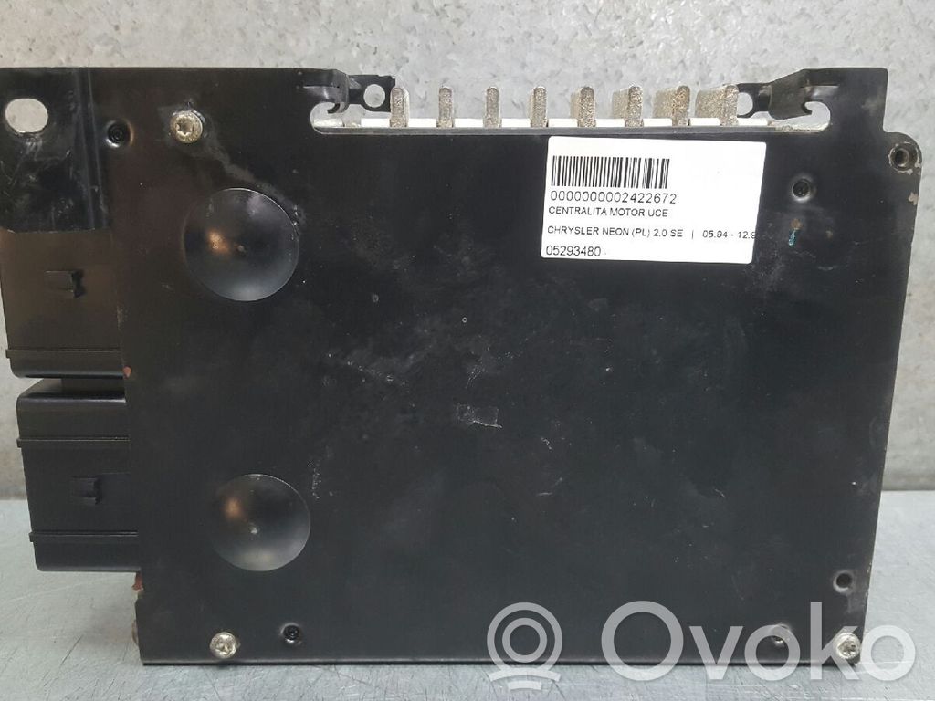 Unidad de control/módulo del motor   05269992AC