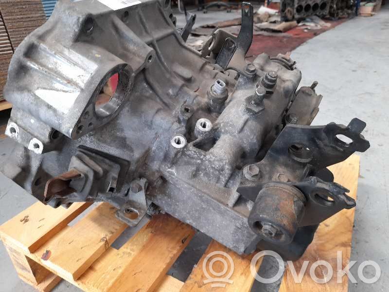 Toyota Avensis T250 Scatola del cambio manuale a 5 velocità