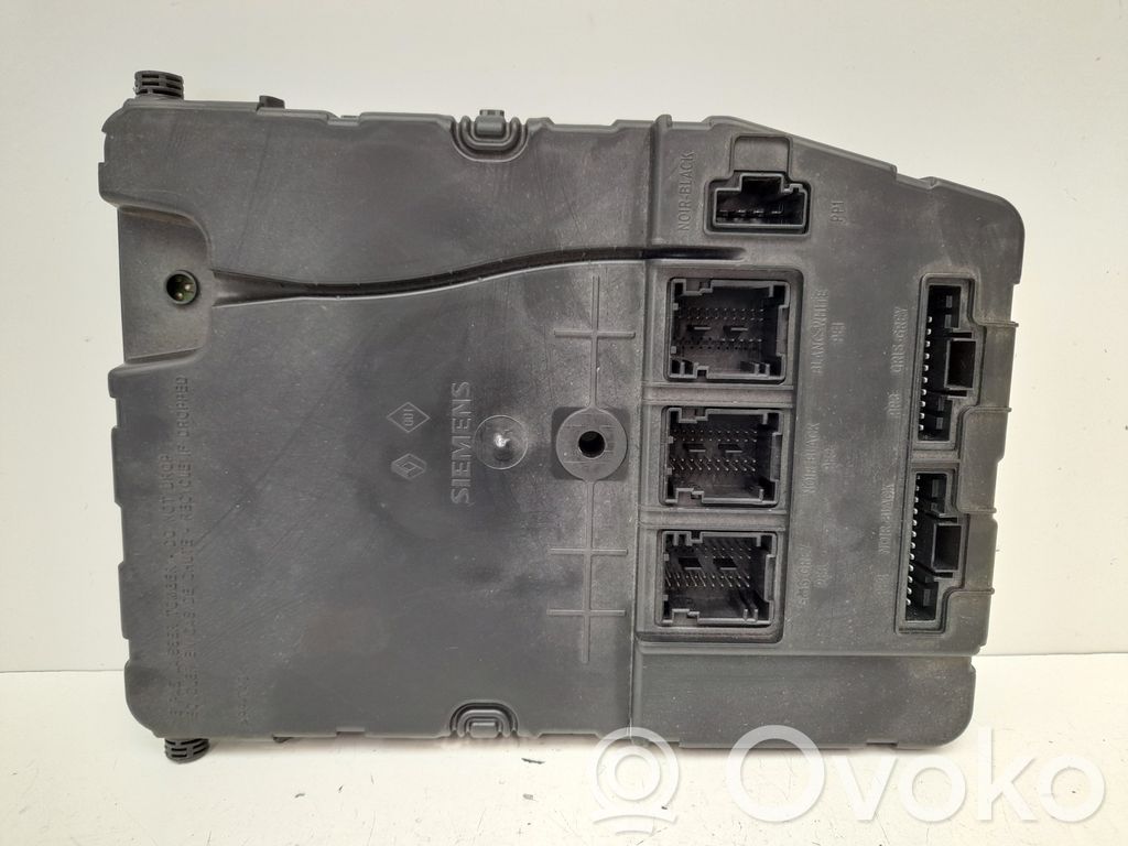 Autres unités de commande / modules   8200606825