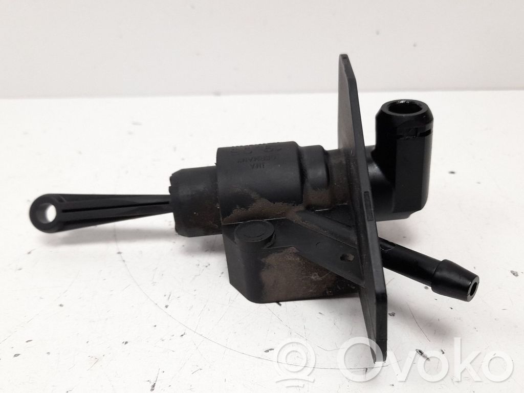 Ford Fiesta Cilindro maestro de embrague 