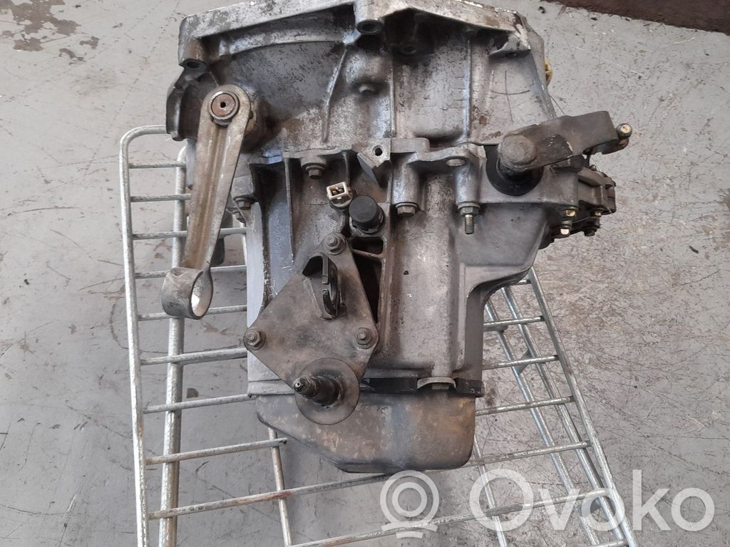 Peugeot 206 Manualna 5-biegowa skrzynia biegów 