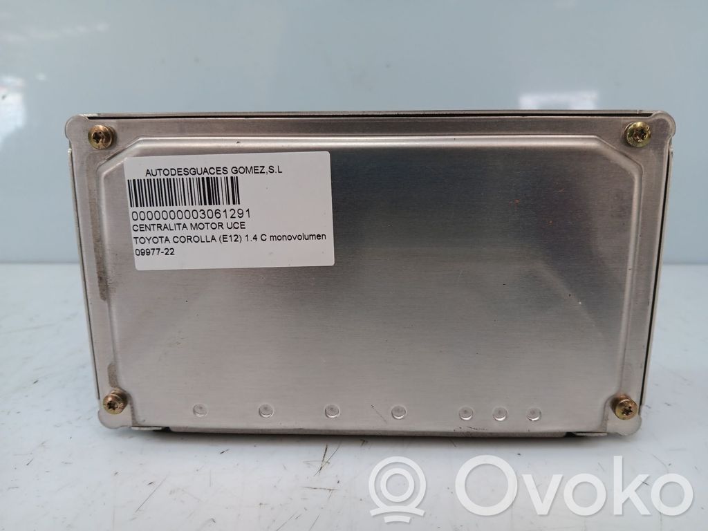 Unidad de control/módulo del motor   8966102730