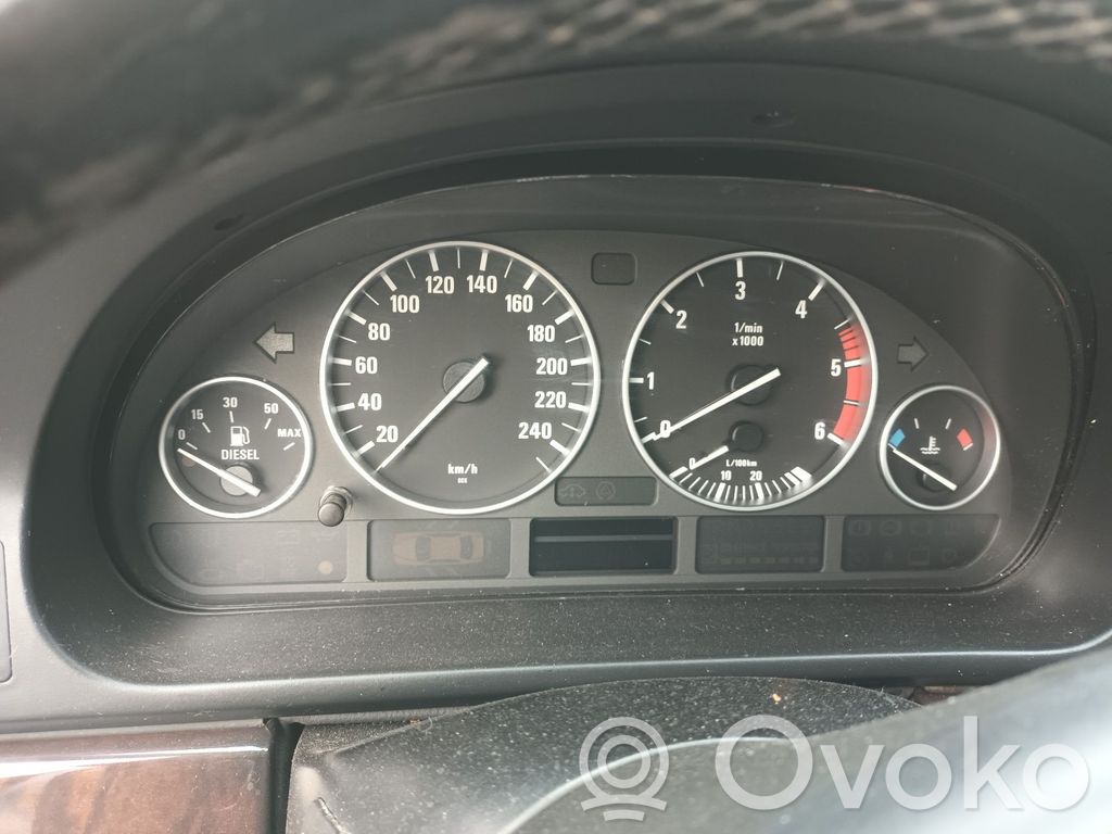 BMW 5 E39 Vitezometru (grup de instrumente) 