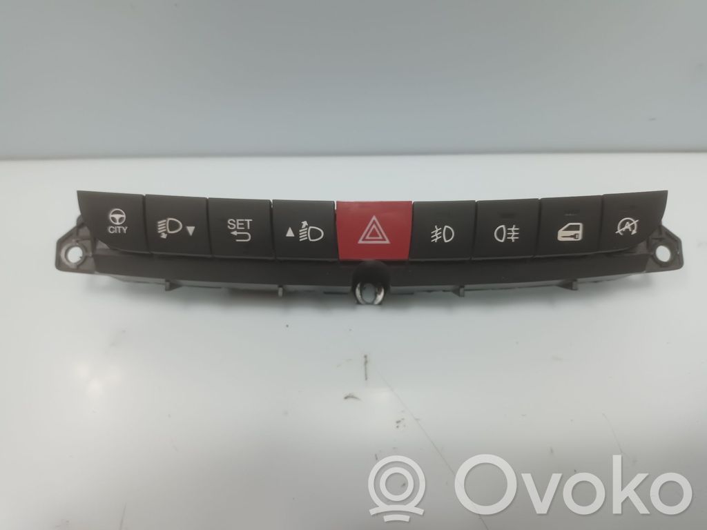 Fiat 500 Botón interruptor de luz de peligro