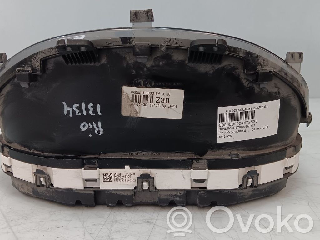 Geschwindigkeitsmesser Cockpit   94003H8300