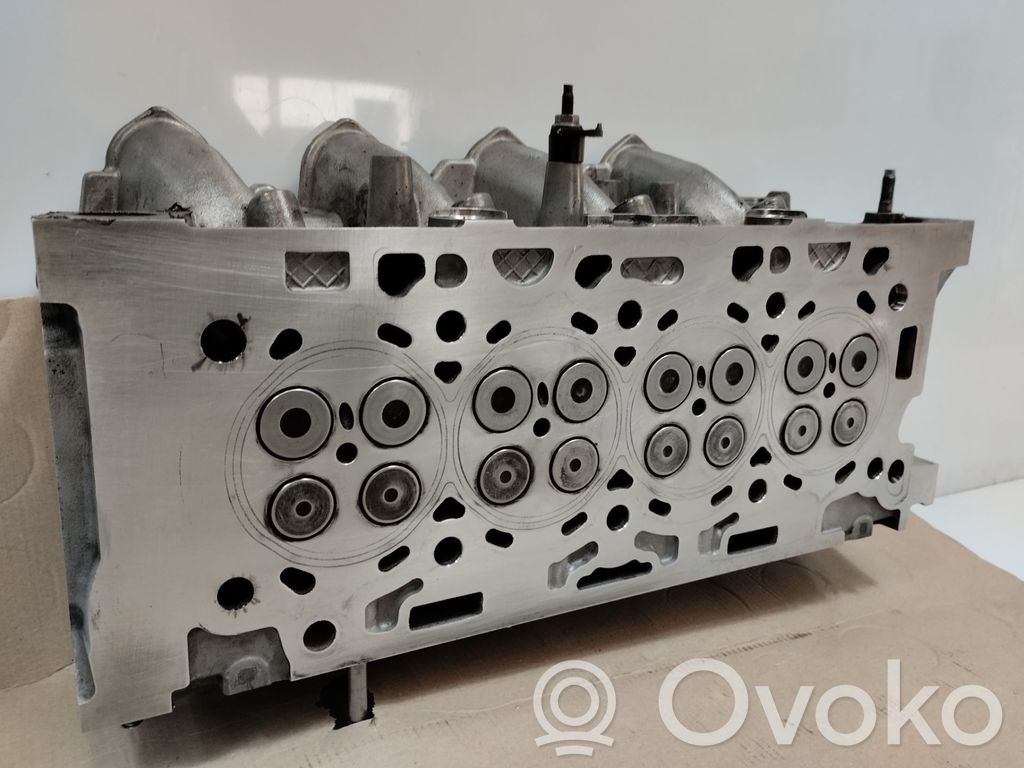 Culata del motor   9655911480