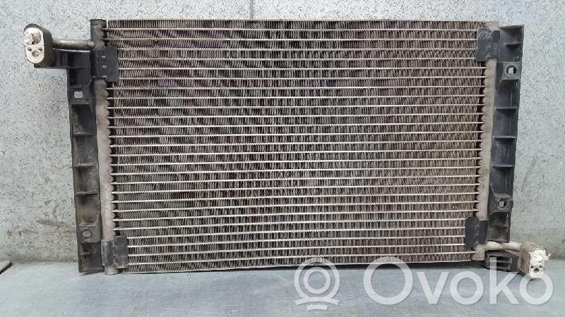 Radiateur condenseur de climatisation