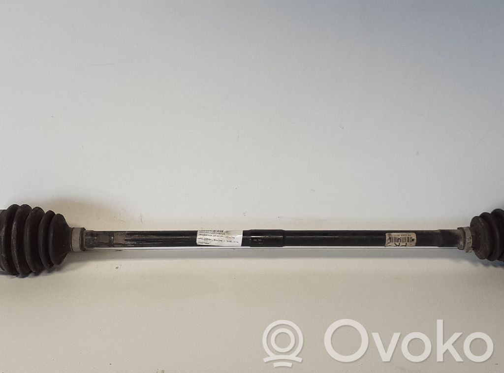 Etuvetoakseli   24427064