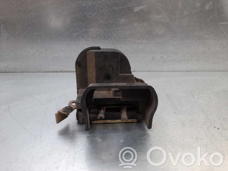 Etuoven lukko
