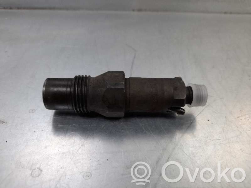 Fiat Punto (176) Inyector de combustible 