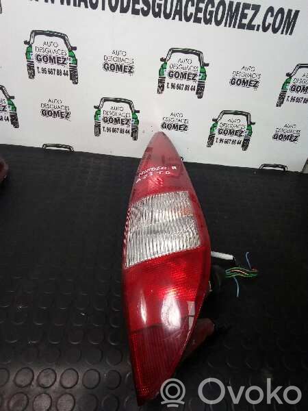 Ford Mondeo Mk III Lampă spate în caroserie