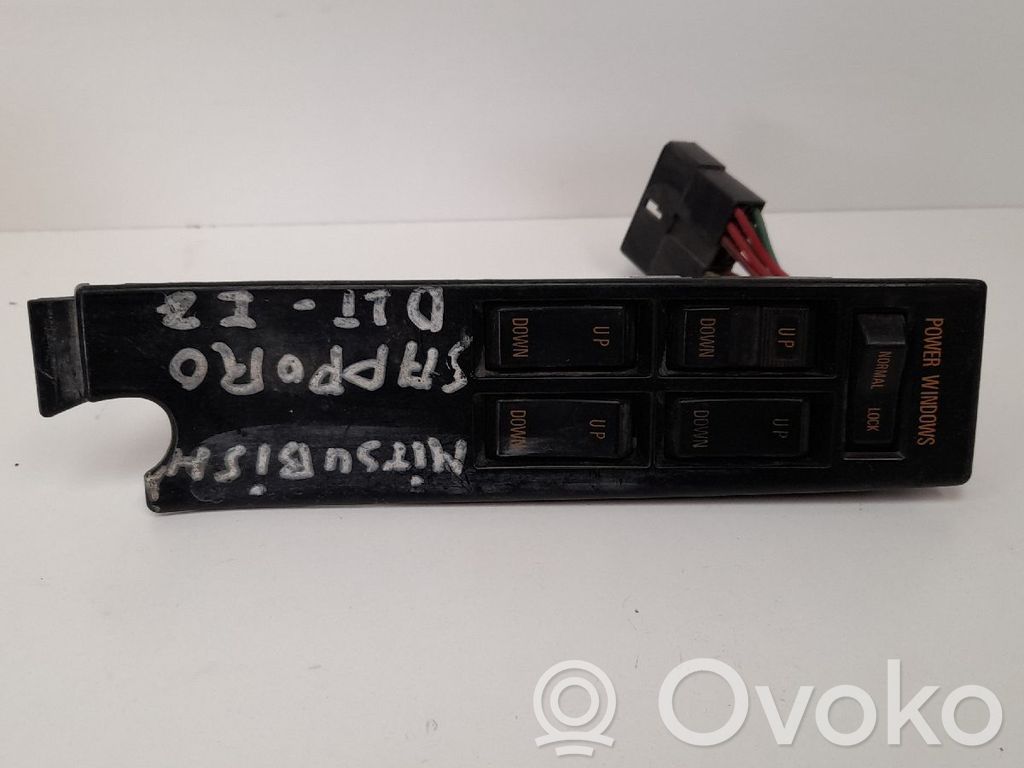 Mitsubishi Sapporo Interrupteur commade lève-vitre