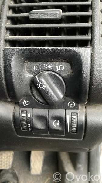 Opel Vectra B Przełącznik świateł