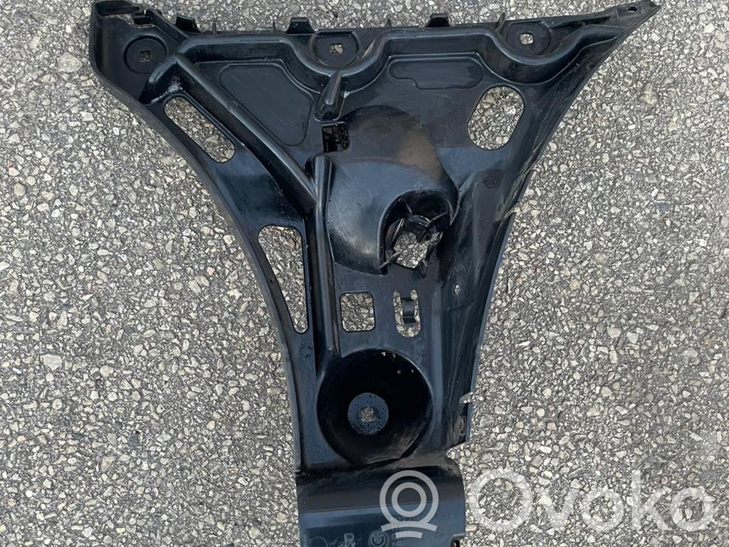 BMW 5 E60 E61 Galinis laikiklis bamperio 