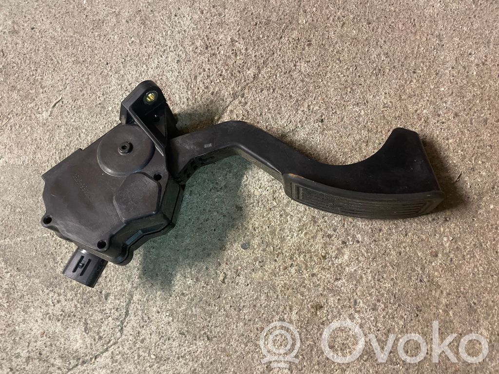 Lexus CT 200H Accelerator throttle pedal 
