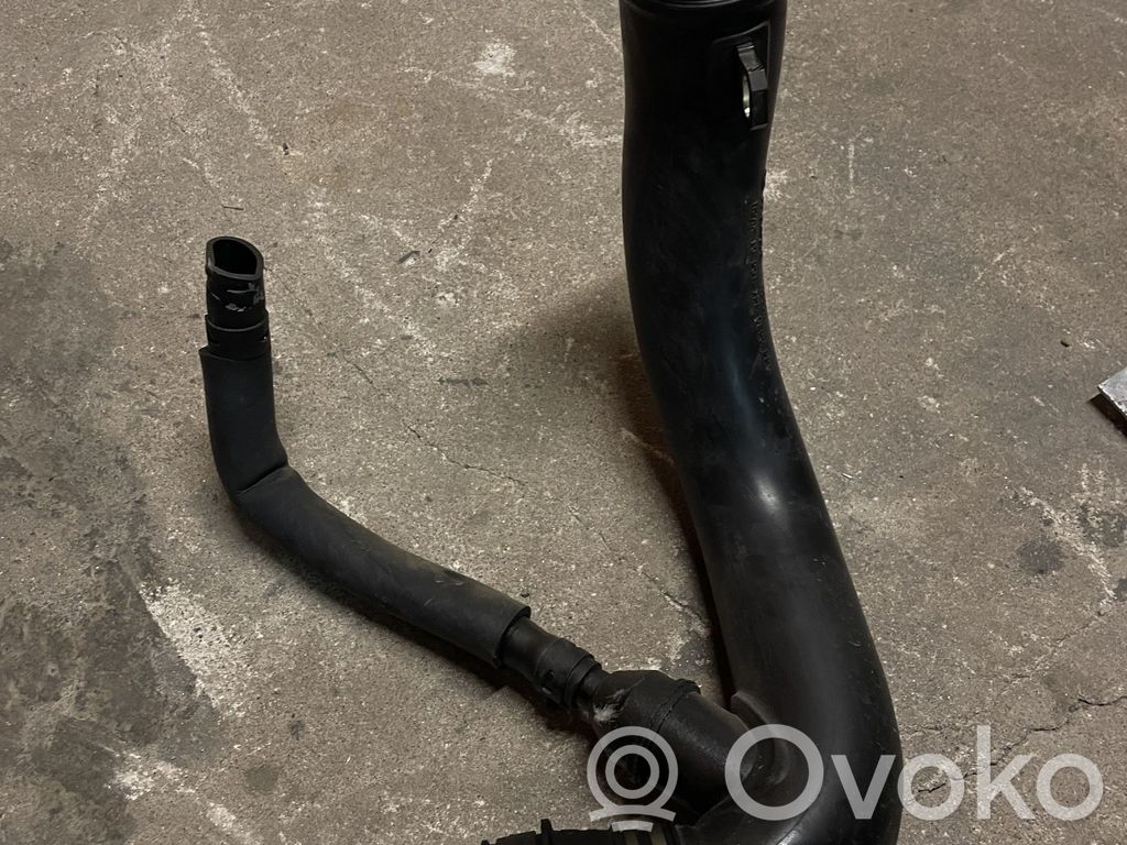 Mazda CX-7 Schlauch / Leitung Ladeluftkühler 