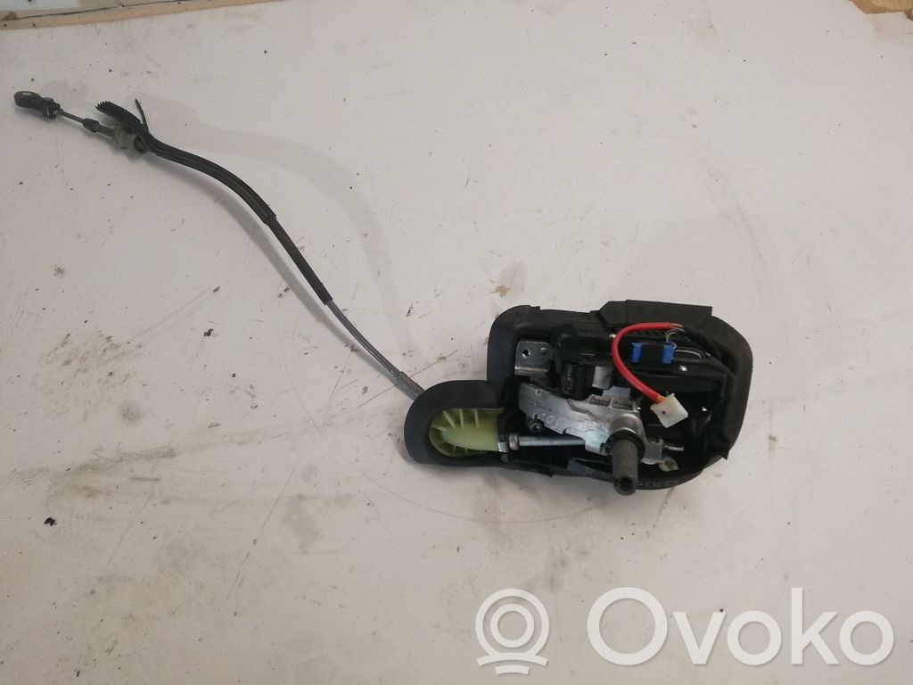 BMW 3 E90 E91 Vaihteenvalitsimen verhoilu 