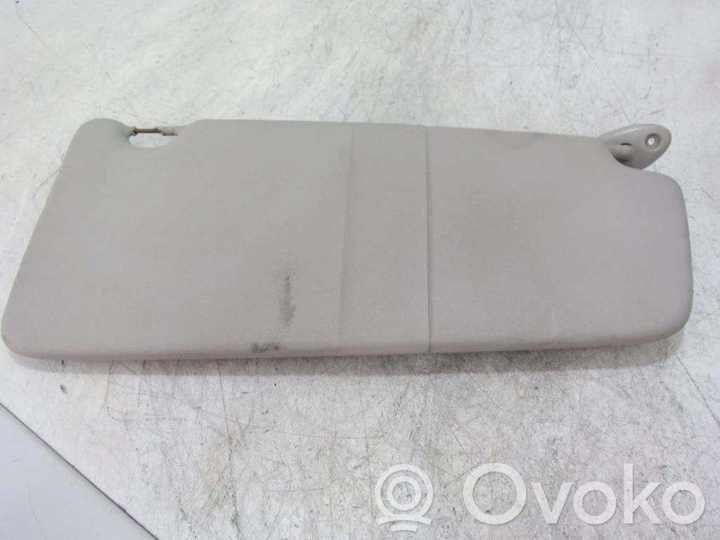 Sun visor   R04101