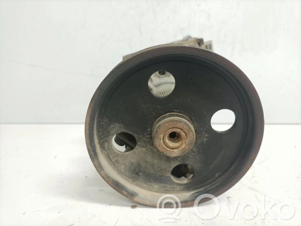 Chrysler Voyager Pompe direction assistée