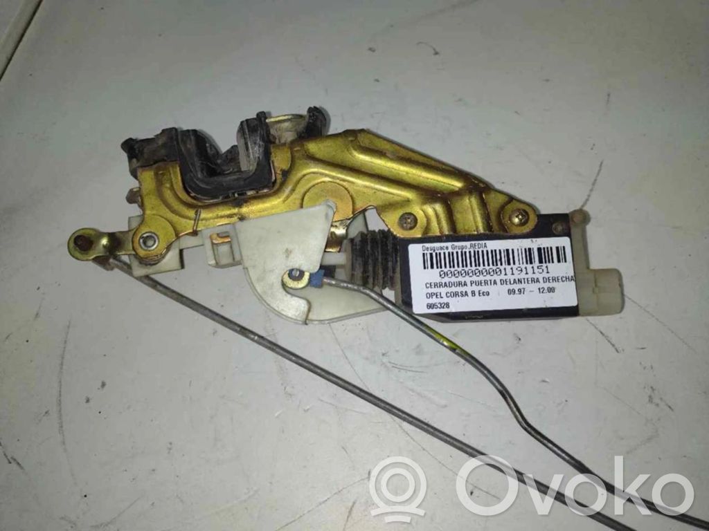 Opel Corsa B Încuietoare ușă față 