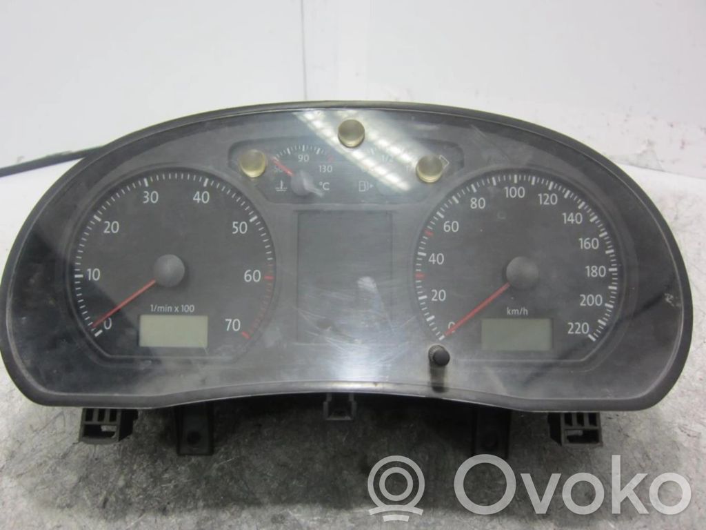 Volkswagen Polo IV 9N3 Vitezometru (grup de instrumente) 
