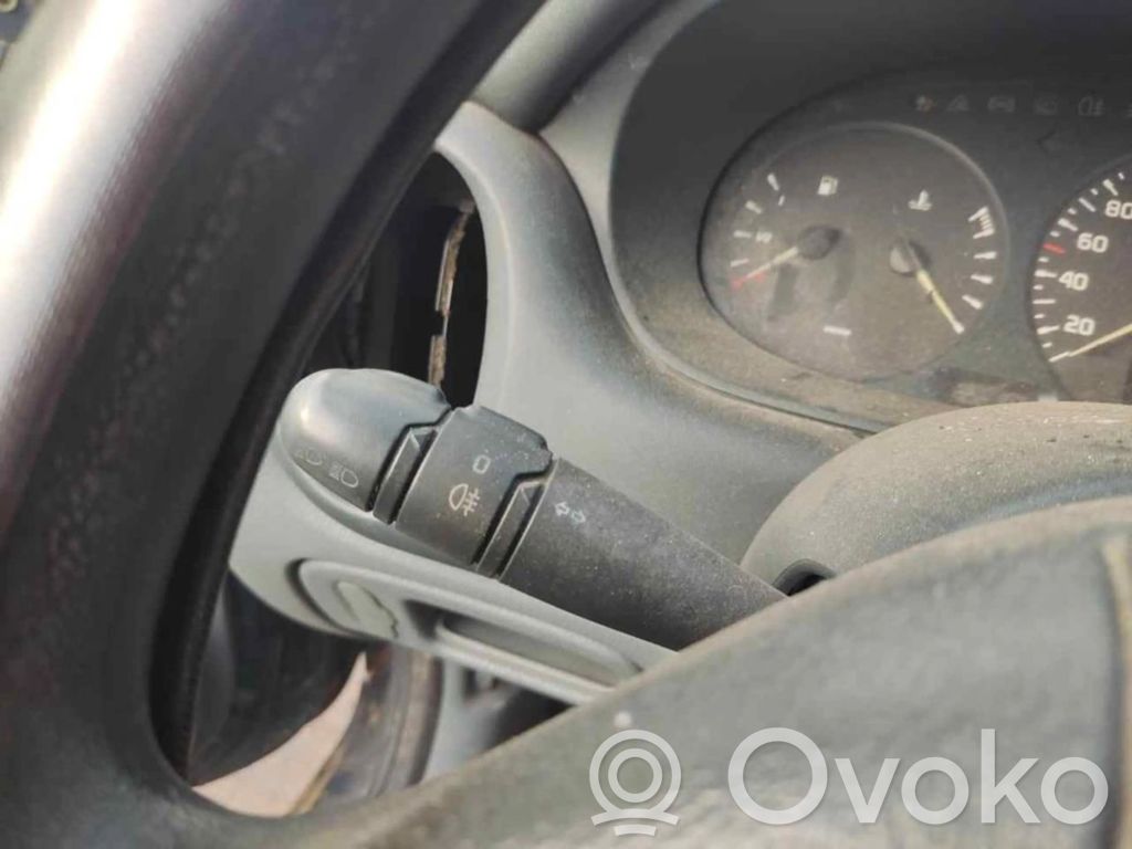 Renault Megane II Interrupteur d’éclairage 