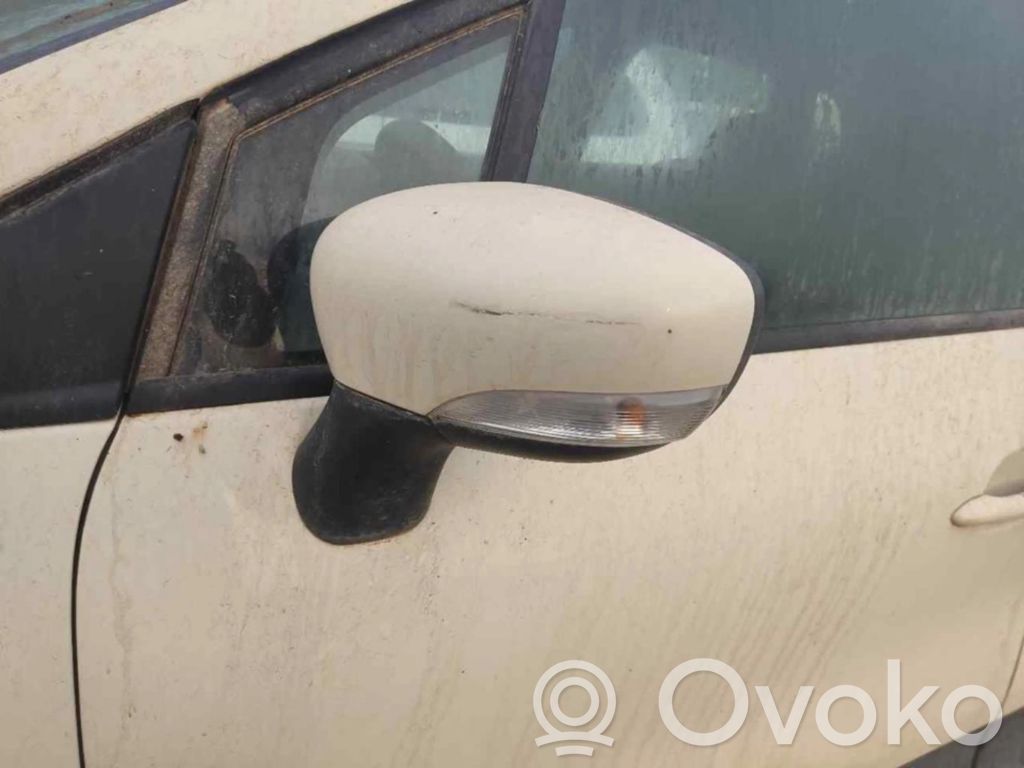 Renault Captur Oglindă electrică ușă față 