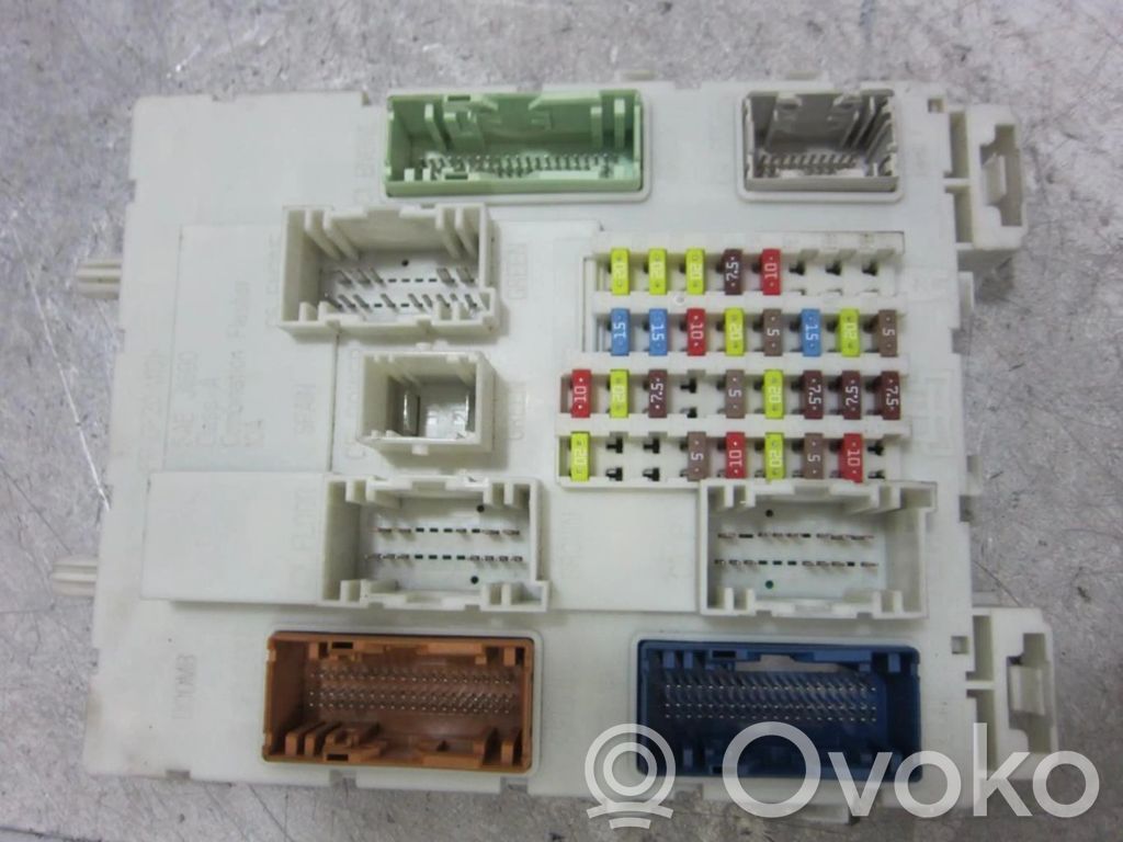 Ford Focus Módulo de fusible 