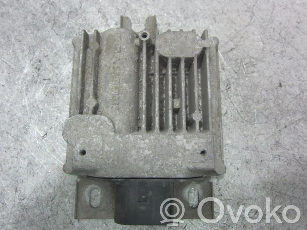 Unidad de control/módulo del motor   7P0906093B
