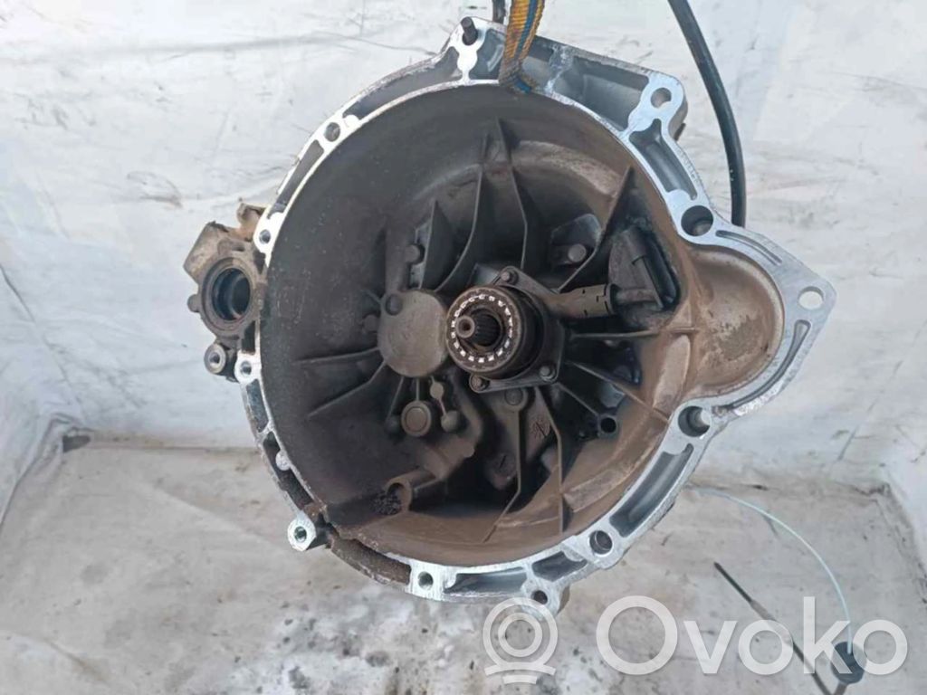 5 Gang Schaltgetriebe   3M5R7002