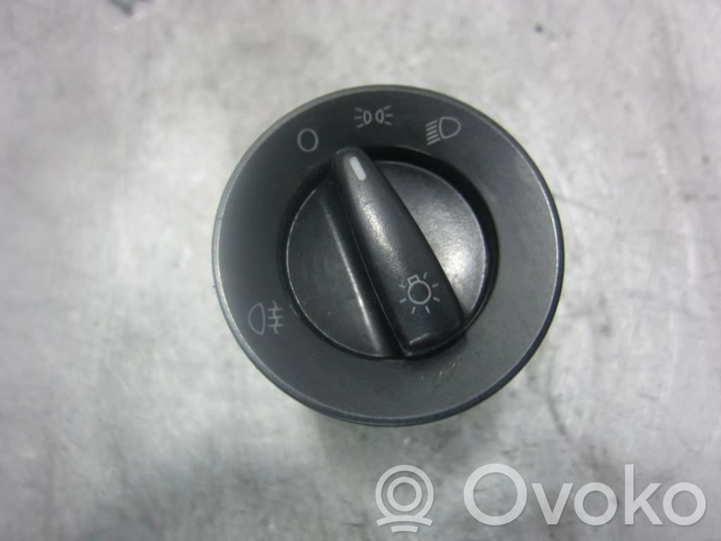 Interruptor de luz   1C0941531