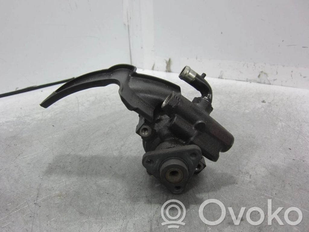 Ohjaustehostimen pumppu   46758670