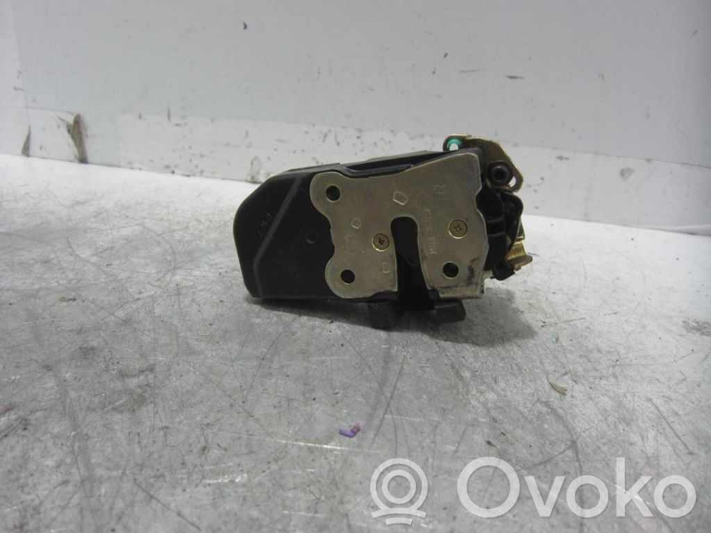 Chrysler Voyager Serratura portiera anteriore 