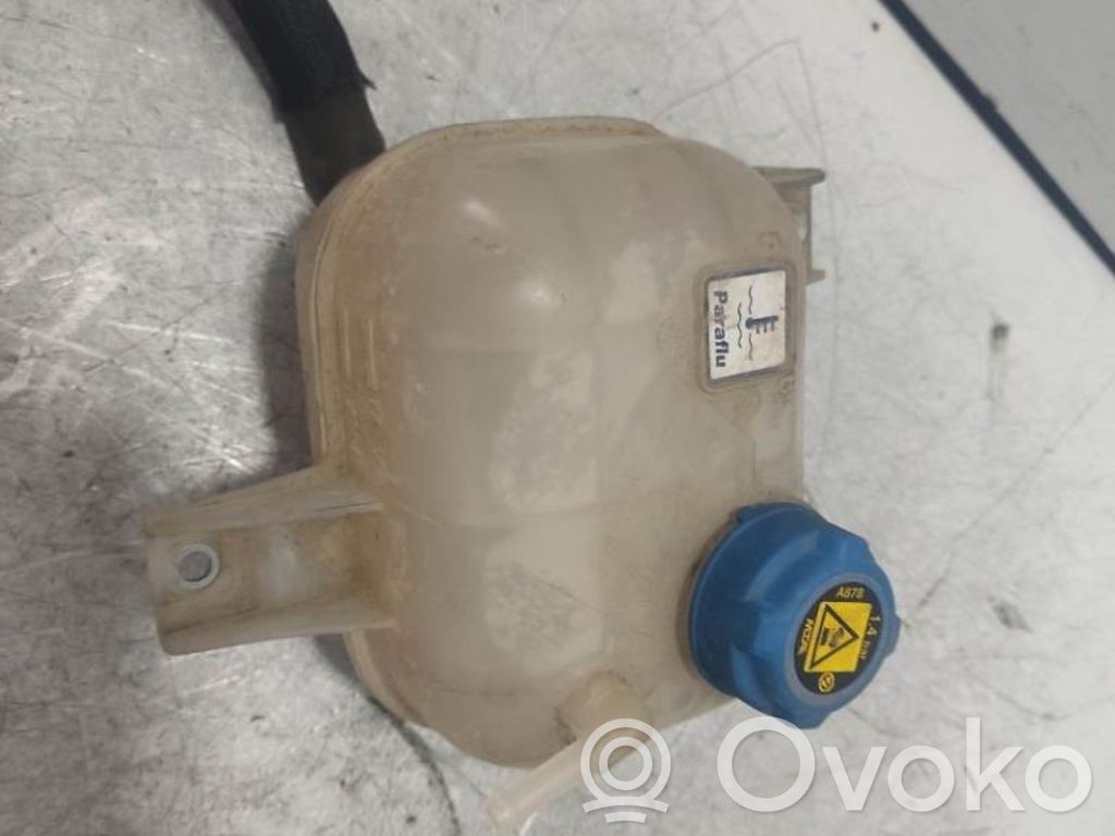 Opel Combo D Vas expansiune combustibil 