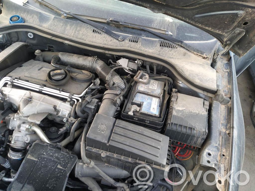 Volkswagen PASSAT Scatola del cambio manuale a 5 velocità 