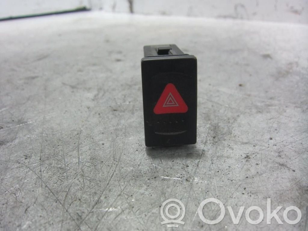 Botón interruptor de luz de peligro   3B0953235D