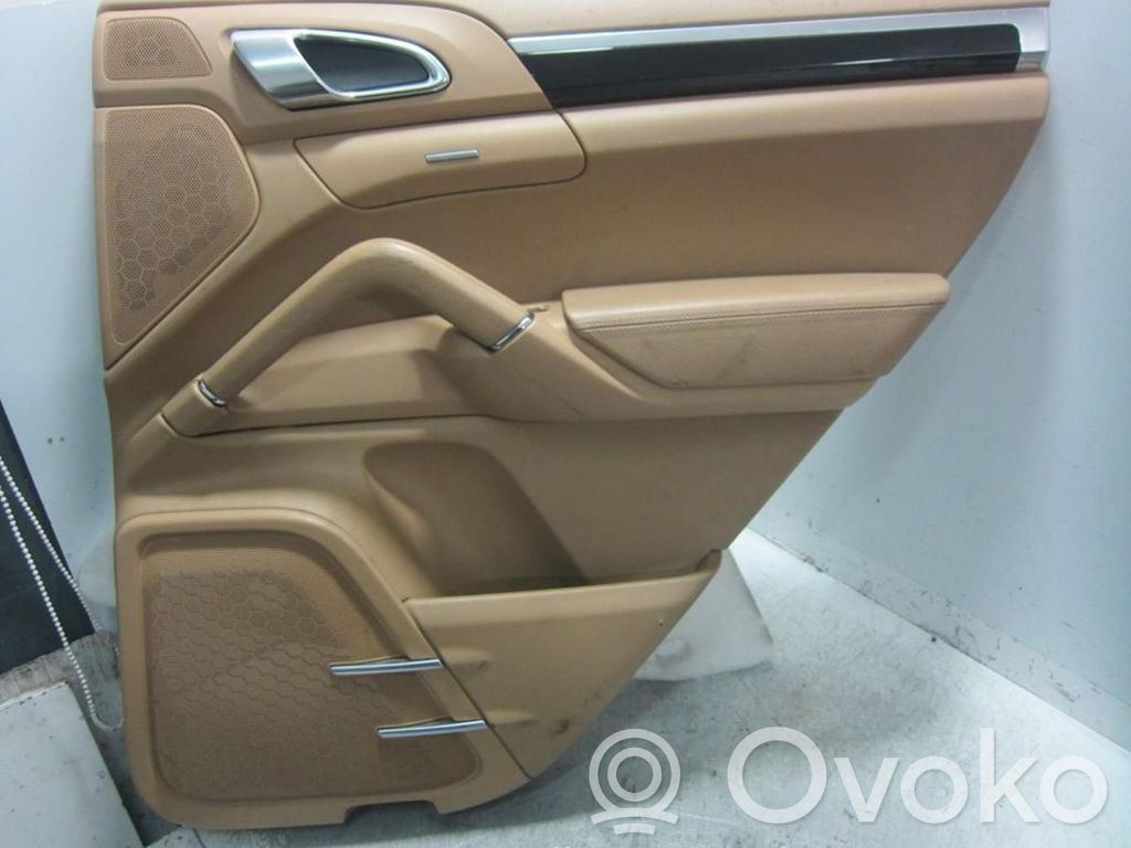 Porsche Cayenne (92A) Boczki / Poszycie drzwi tylnych 