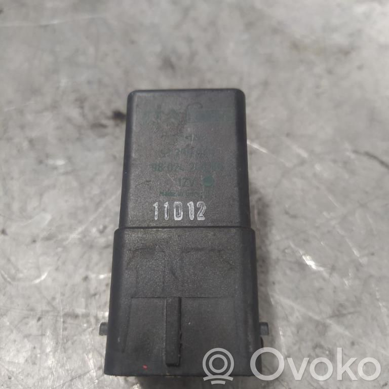 Citroen C4 Grand Picasso Muu rele 