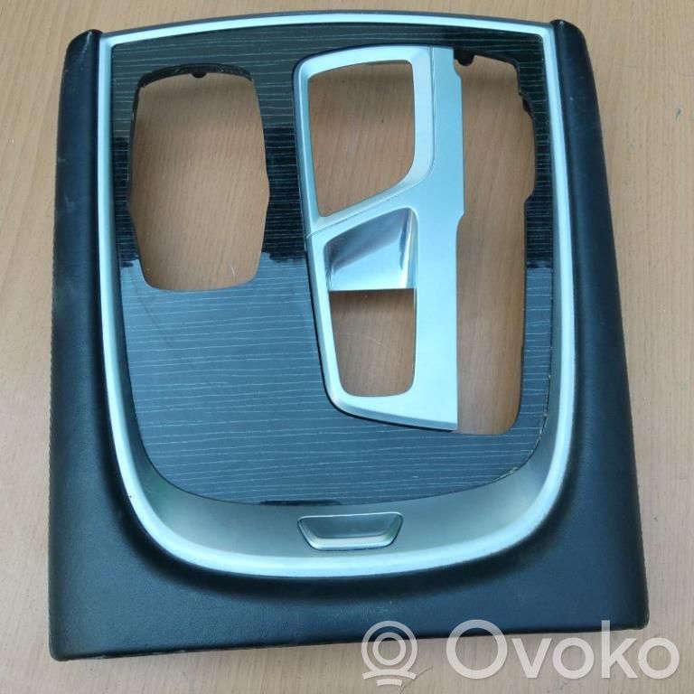 BMW 7 G11 G12 Tunel środkowy