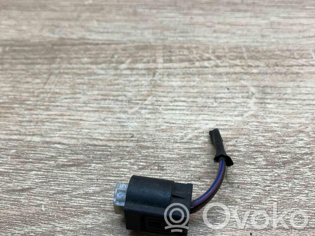 BMW 7 E65 E66 Plug wire 