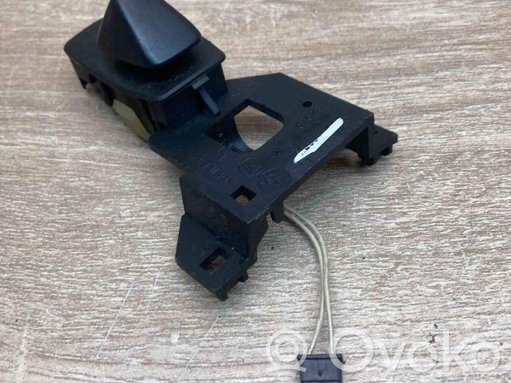 BMW 5 E60 E61 Steering wheel adjustment switch 
