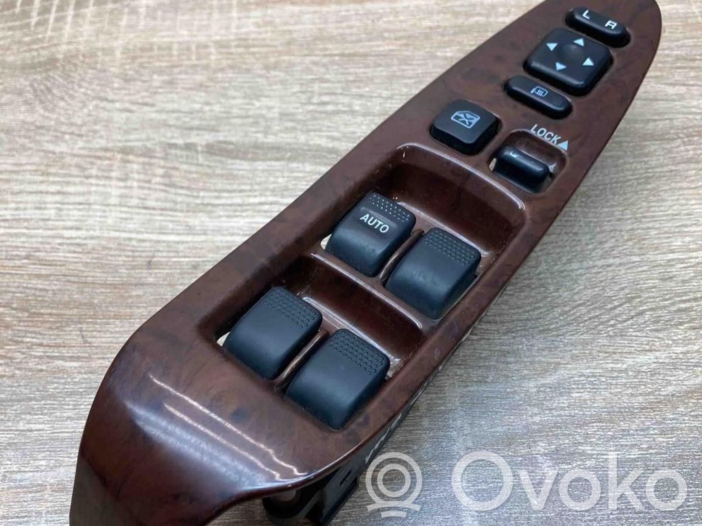 Electric window control switch   83071AE018,JI3I0LS020