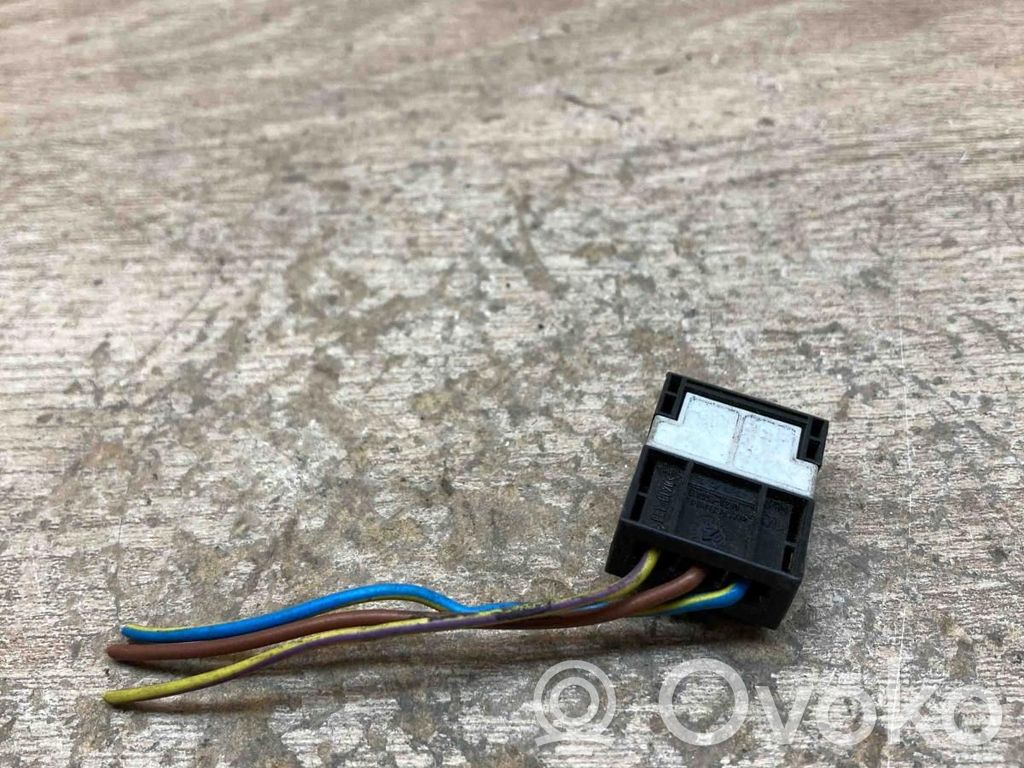 Plug wire   8369712,B1003Y210