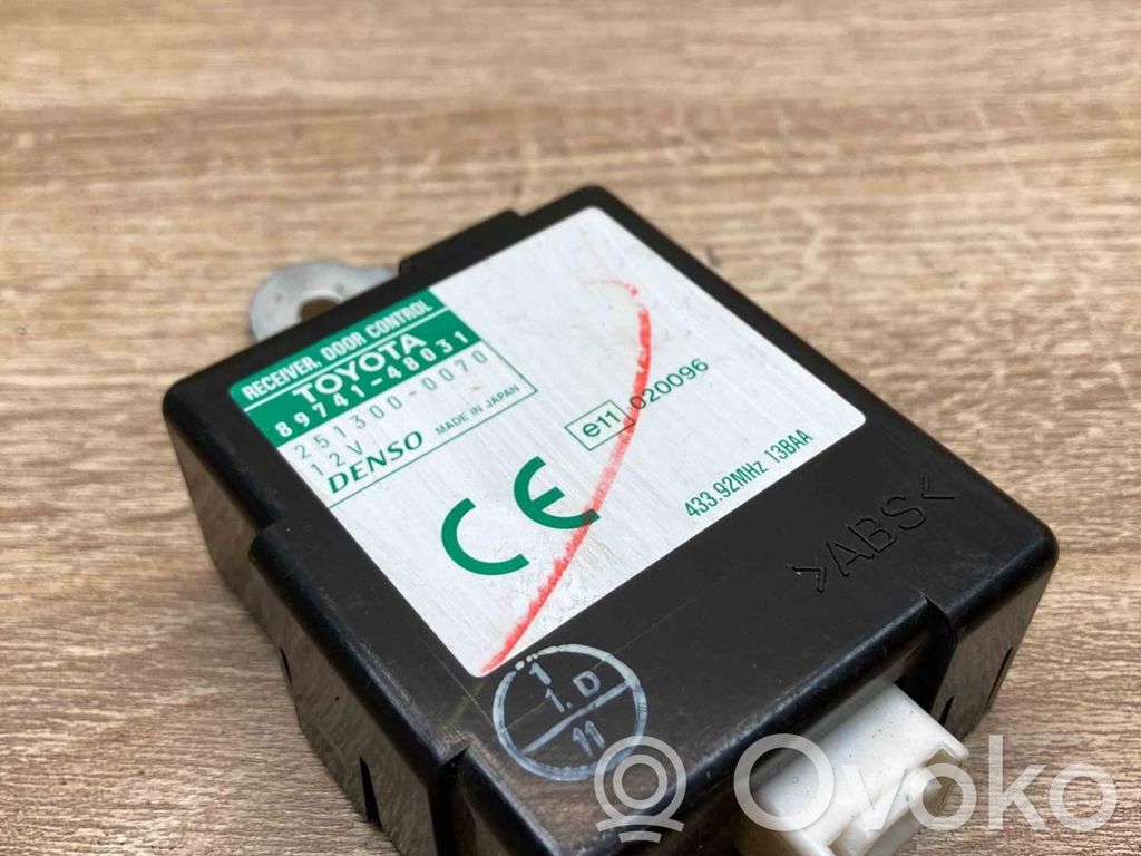 Lexus RX 300 Door control unit/module 